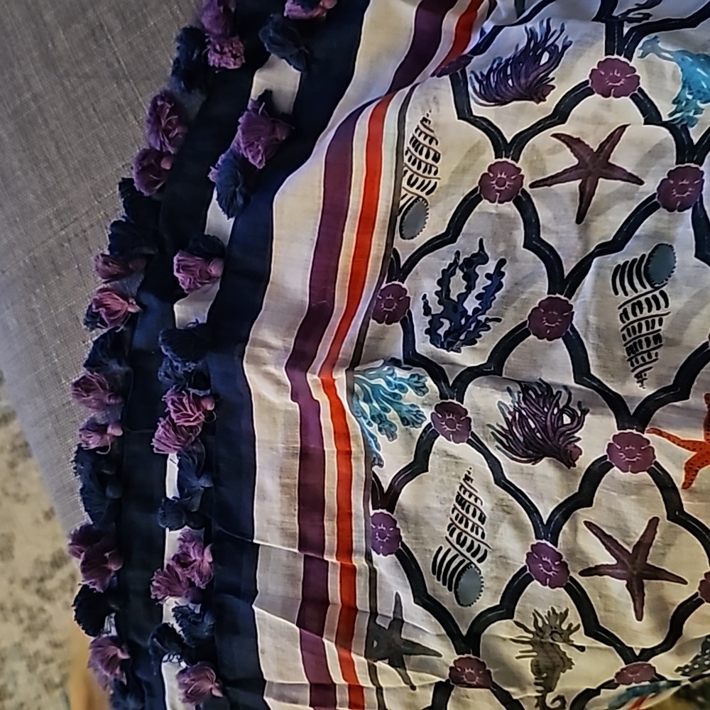 Scarf - Picture 4 of 4